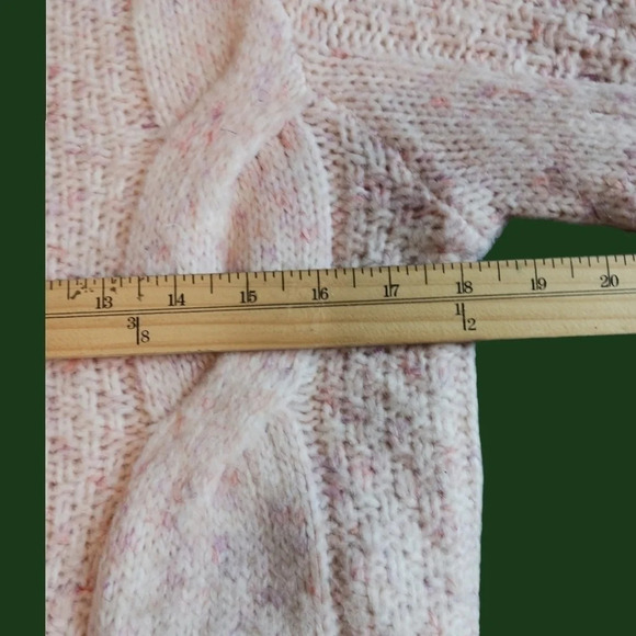 Jessica simpson sweater over size cropped cable stitch size Xs - Picture 5 of 8